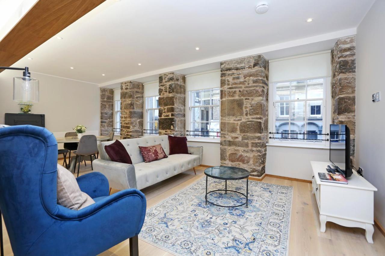 Joivy Refurbished On The Royal Mile Edimburgo